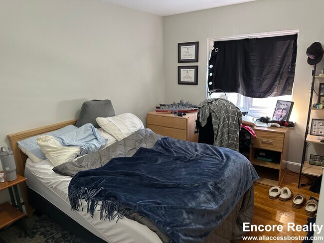 65 Chiswick Rd unit 10, Brighton, MA 02135 - photo 6