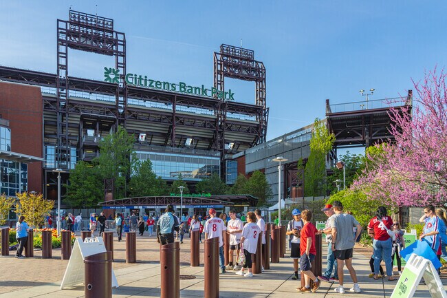 Grays Ferry is only 4 miles from all of Philadelphia's sports stadiums.