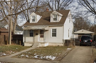 19629 Kingsville St, Harper Woods, MI 48225