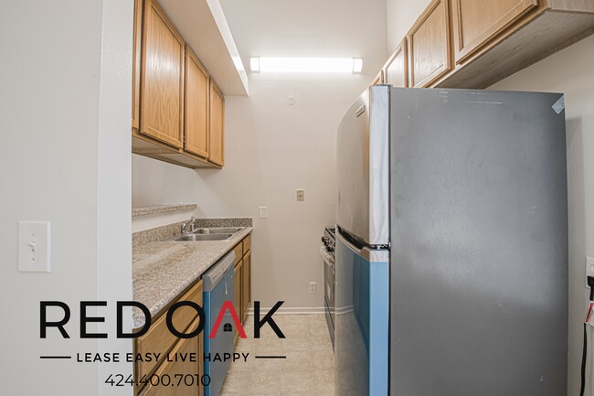 4651 Cahuenga Blvd unit 308, North Hollywood, CA 91602 - photo 6