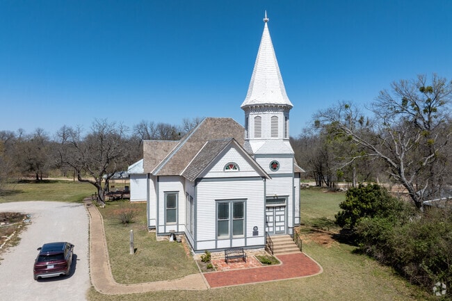 Step back in time at the Stephenville Historical House Museum, where the past comes alive.