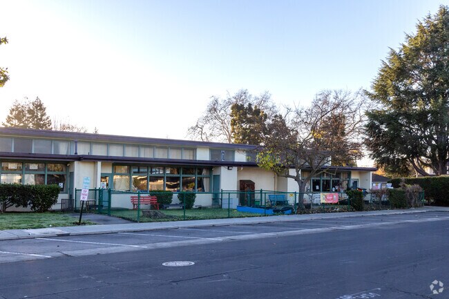 Duveneck Elementary School