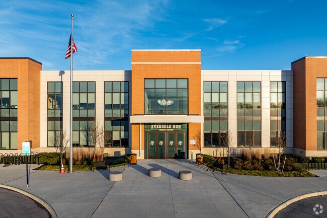 Eversole Run Middle School ranks as Niche’s top public middle school near Dublin.