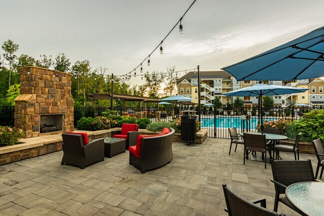 Glenmoor Oaks, Moseley, VA 23120 - photo 2