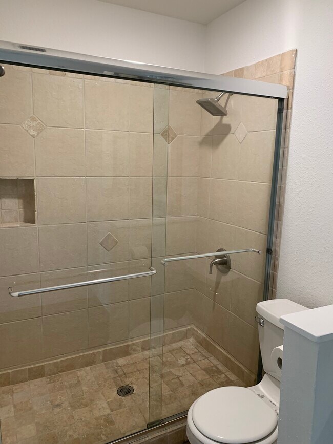 4554 E Paradise Village Pkwy N unit 203, Phoenix, AZ 85032 - photo 6