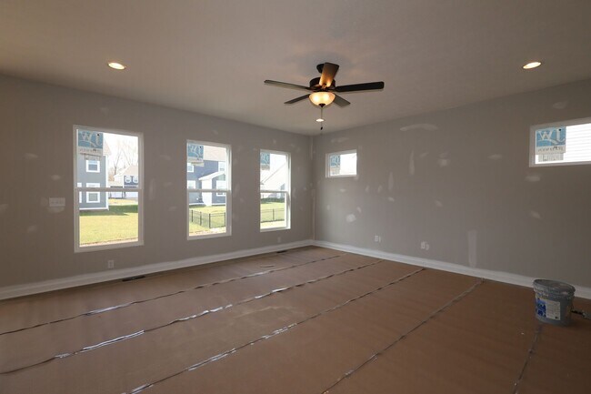 310 Reign Way, Pataskala, OH 43062 - photo 5