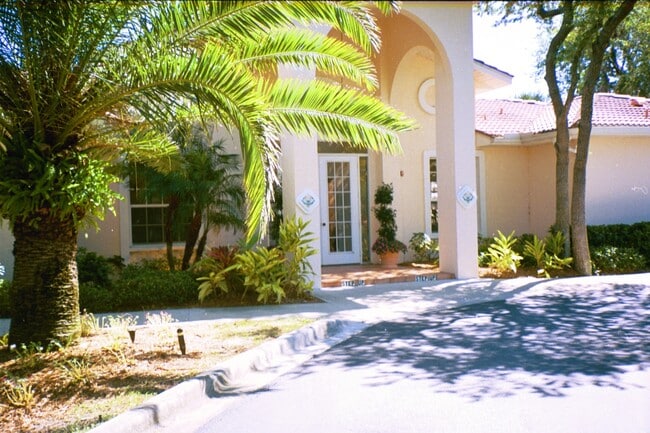 4212 Central Sarasota Pkwy unit 1521, Sarasota, FL 34238 - photo 2