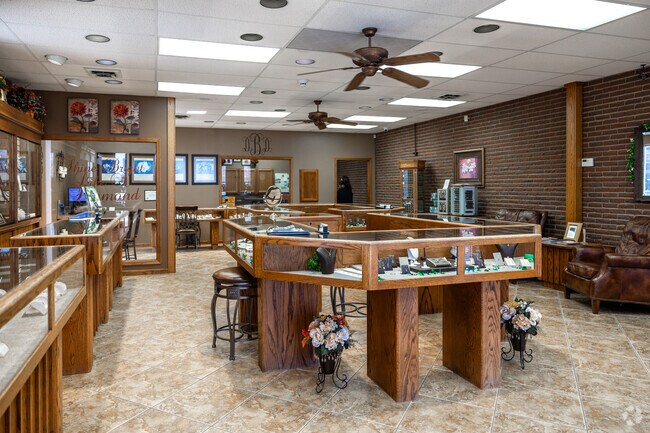 Find some local jewelry in Great Bend at Dawson Jewelry.
