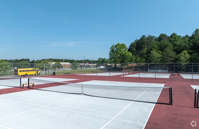 Harry M Arndt Middle has an interesting color scheme on their tennis courts.