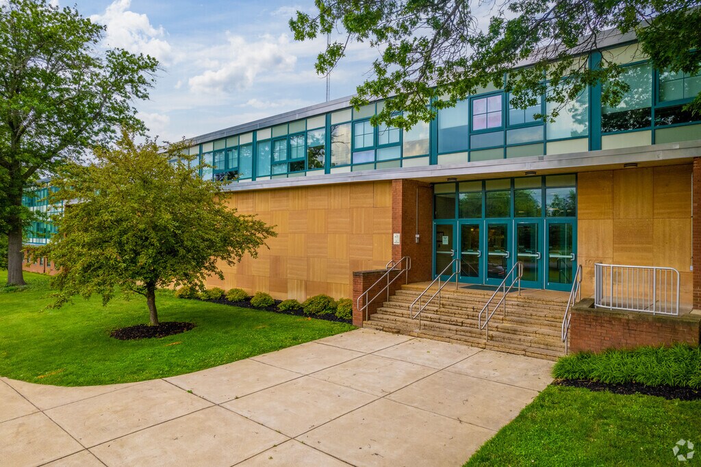 Mount Pleasant High School, Wilmington DE Rankings & Reviews