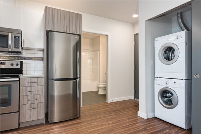 The Fifteen - Modern Living Meets Capitol Hill Vibes at The Fifteen, Seattle, WA 98112 - photo 2