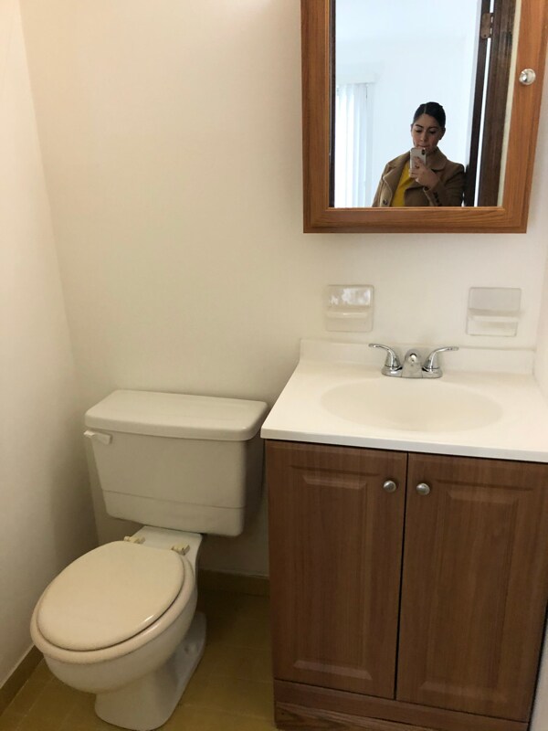 206 Country Cir Unit 206a, Morton, PA 19070