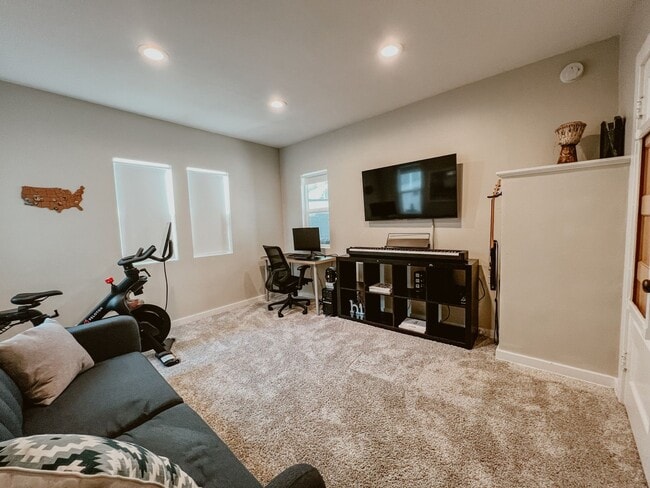 1730 Asbury Dr, Pasadena, CA 91104 - photo 6