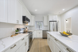 368 Main St Unit 2, Boston, MA 02129