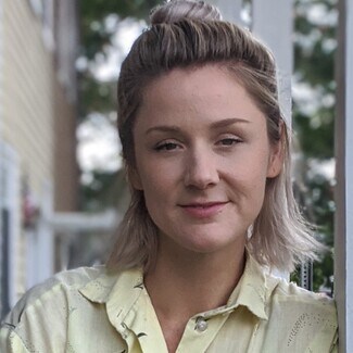 Molly Aura