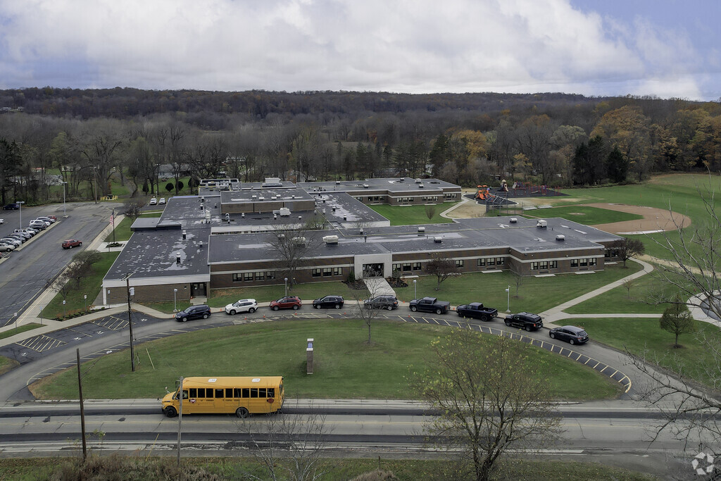Gowanda Elementary School is a public school located in Gowanda, NY.