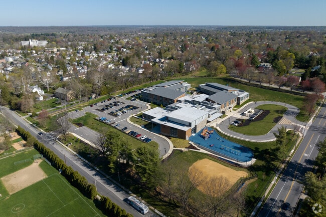 Aerial view of Enfield Elementary in Flourtown.