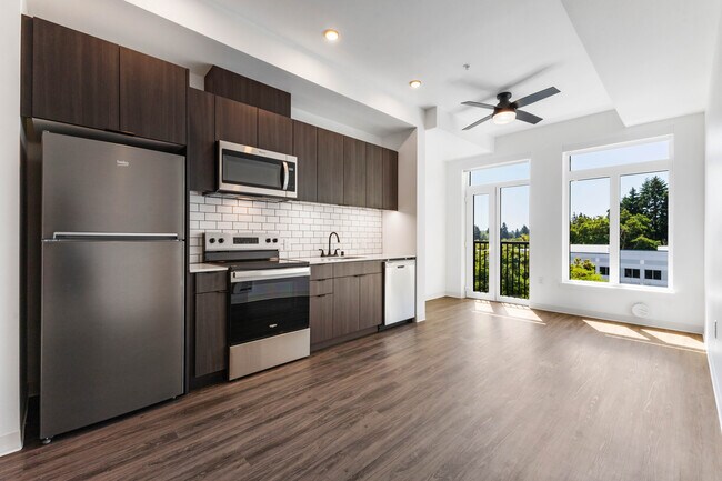 The Hub at 629, Lacey, WA 98503 - photo 4