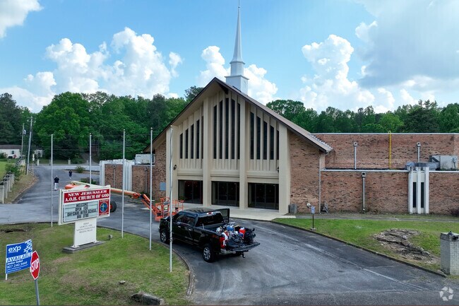 New Jerusalem Christian School is located in the Birmingham area school district.