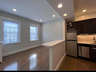 31 Queensberry St Unit 2, Boston, MA 02215
