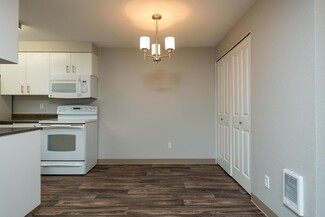 12301 SE Hubbard Rd, Clackamas, OR 97015