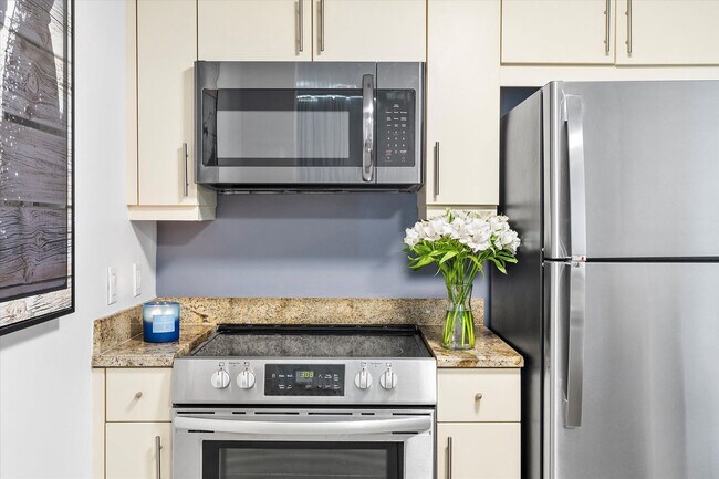 2889 Mcfarlane Rd unit ID1240708P, Miami, FL 33133 - photo 7