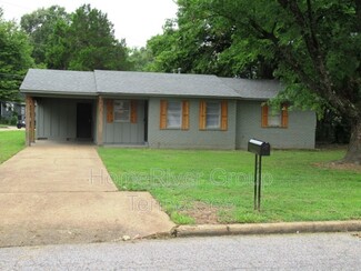 4661 Berta Rd, Memphis, TN 38109