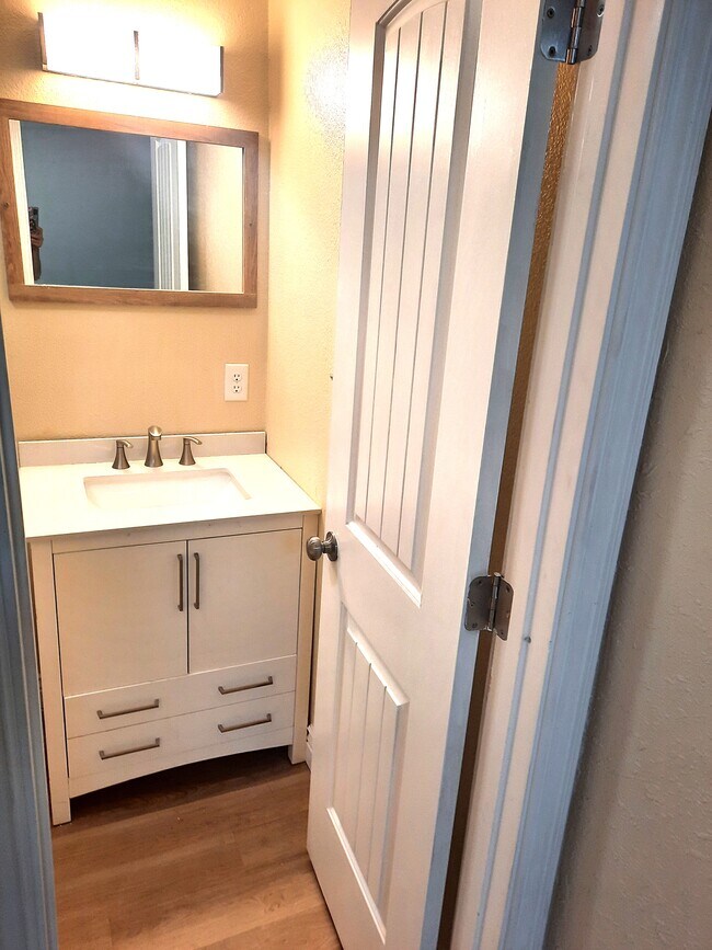 511 Wolf St unit B, Killeen, TX 76541 - photo 7