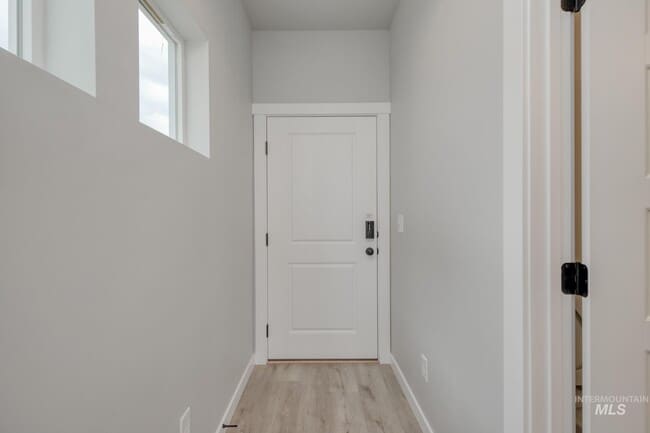 224 Moose St, Horseshoe Bend, ID 83629 - photo 2