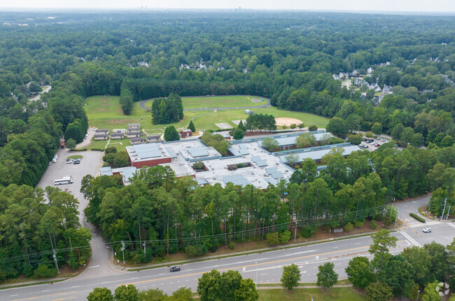 There are portable classrooms for Durant Road Middle School students.