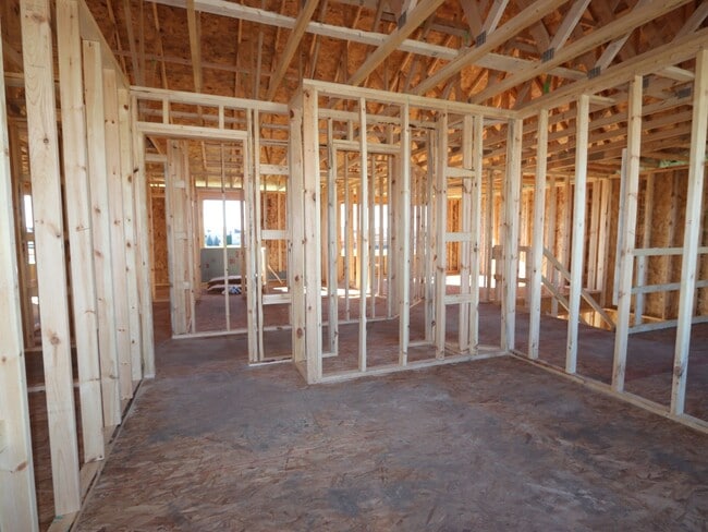 649 Henry Ln, Oswego, IL 60543 - photo 3