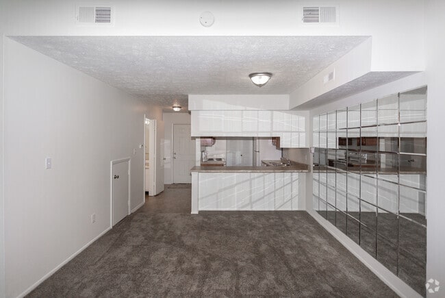 Bristol Square, Indianapolis, IN 46229 - photo 4