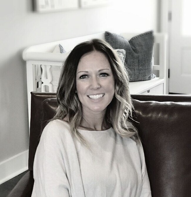 Ashley Carmon