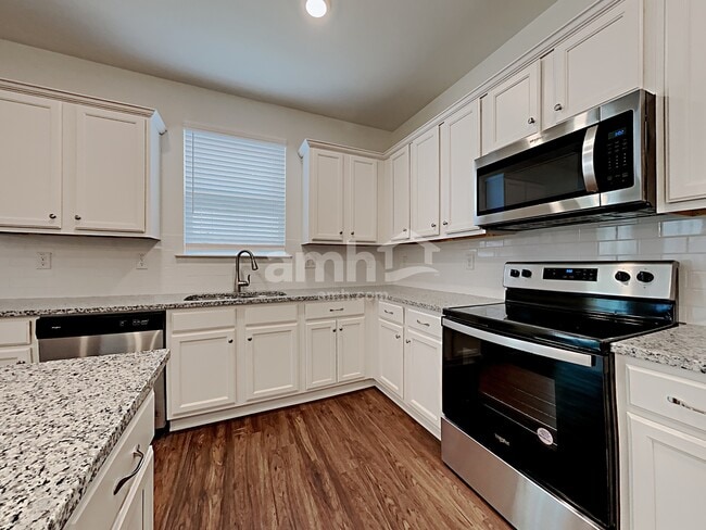 2060 Brook Enclave Trail, Lilburn, GA 30047 - photo 3