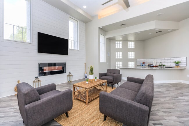 Residences at Palm Valley, Goodyear, AZ 85395 - photo 4