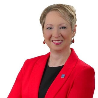 Lindy Howell