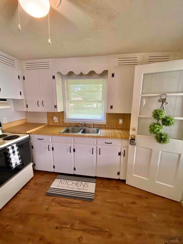 143 Shenandoah Dr, Johnson City, TN 37601