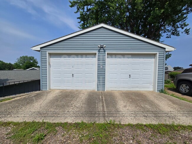 405 12th South St unit 1, New Ulm, MN 56073 - photo 3