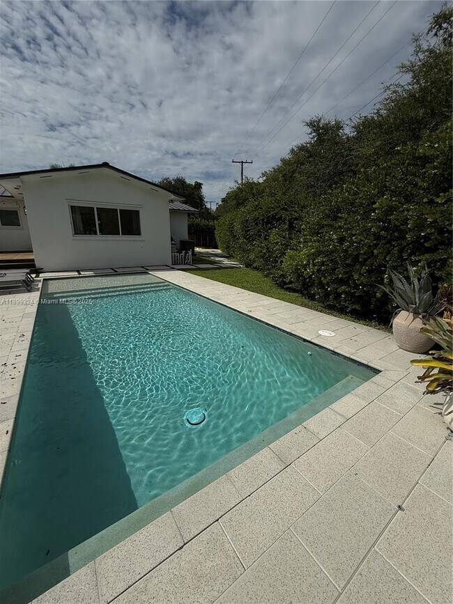 675 NE 93rd St, Miami Shores, FL 33138