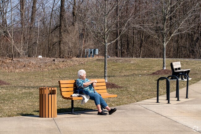 Enjoy a sunny day at Niles Greenway-Central Park Trailhead
Niles, OH.