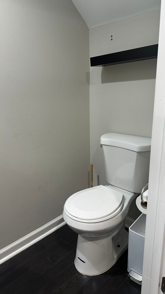 1036 Patapsco St, Baltimore, MD 21230 - photo 7