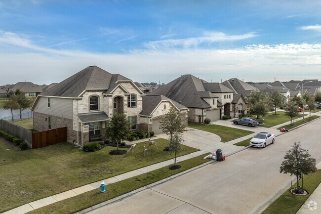Newly constructed homes in Northpointe offer modern upgrades for residents to enjoy.
