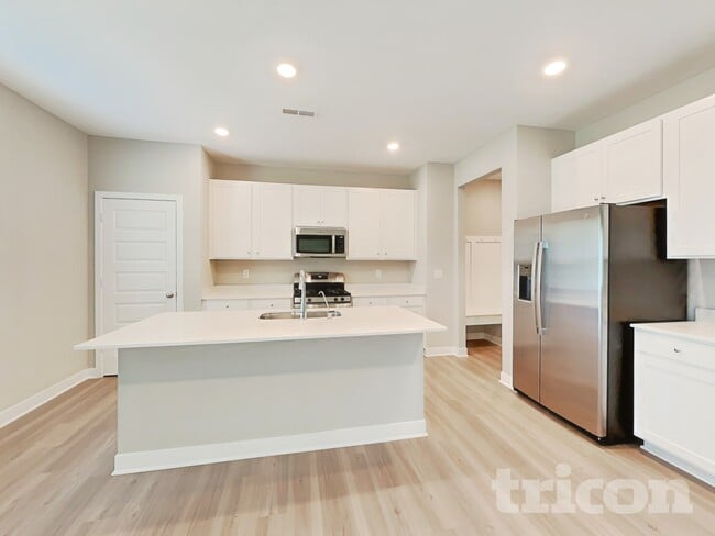 4628 W Mineral Ln, New Palestine, IN 46163 - photo 5