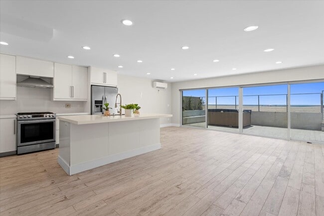 6955 Trolleyway unit A, Playa Del Rey, CA 90293 - photo 5