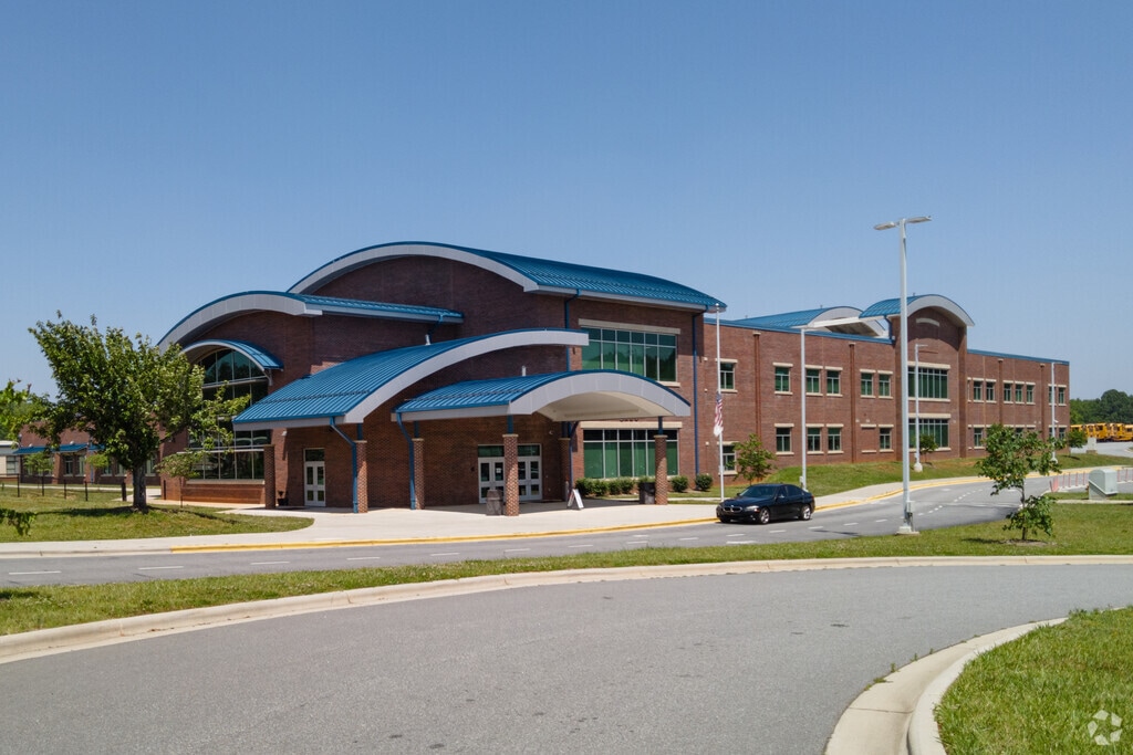 Konnoak Elementary in Washington Park