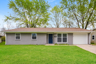 10213 Catalina Dr, Indianapolis, IN 46235