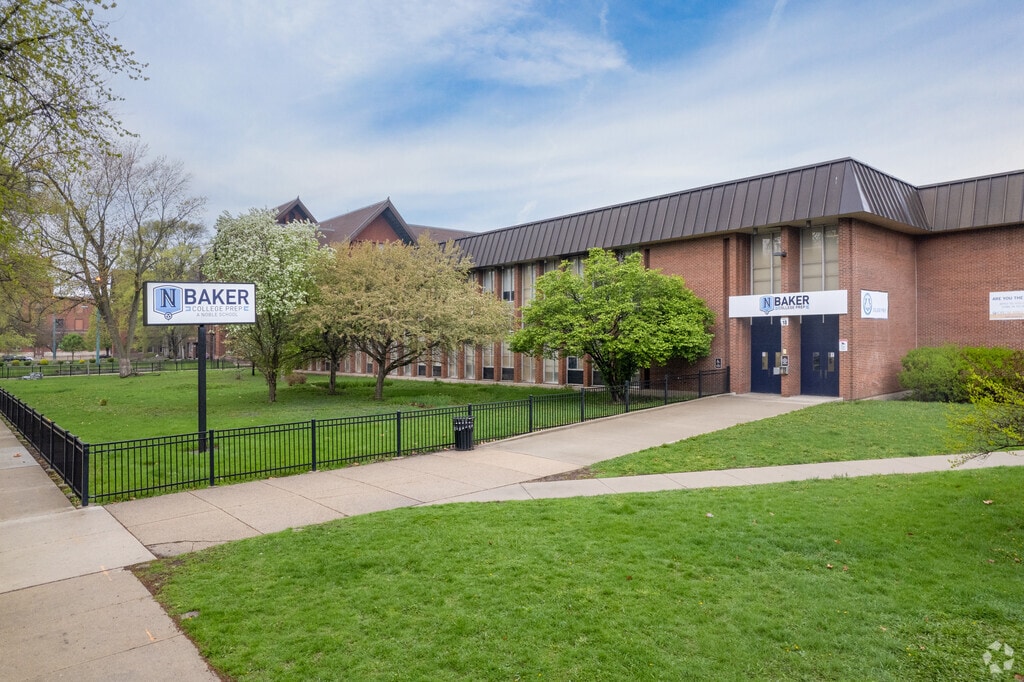 Entrance Noble - Baker College Preparatory High School, South Chicago