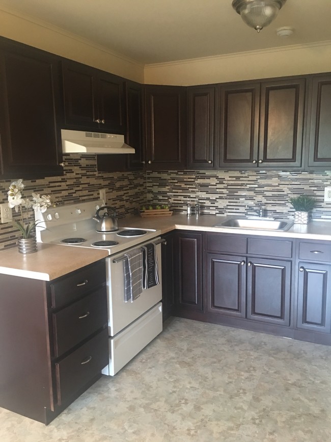 220 Route 109, West Babylon, NY 11704