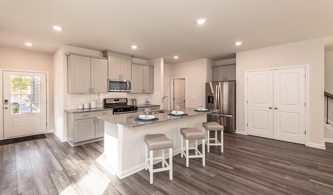 1572 Purple Coneflower Ave unit 37076944, Mableton, GA 30126 - photo 3