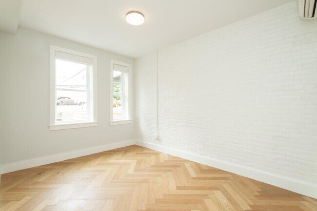 457 Massachusetts Ave unit 2, Boston, MA 02118 - photo 2